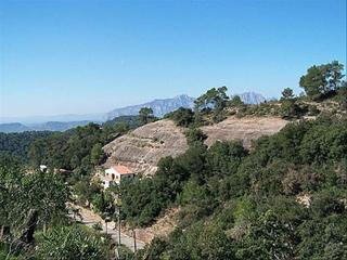 Terrain résidentiel à Carrer de la corba 56. Preciosas vistas a la montaña de montserrat