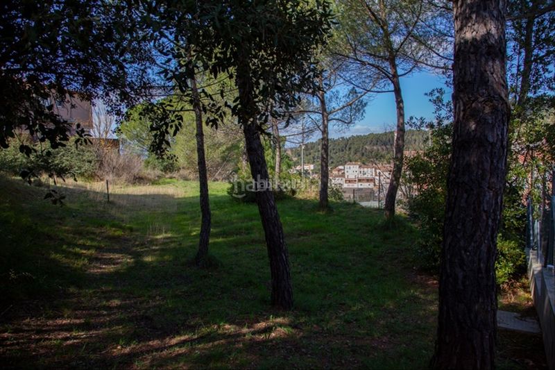 Foto 41e9f4b2-a88a-4c1a-be0b-9a06c2677312. Terreny residencial a carrer calvari 11 a Vacarisses