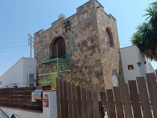 Casa a Carrer ter 30. Urge vender se aceptan ofertas!!!