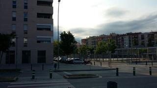 Aparcament cotxe a Carrer d'alfons moré 2. Parking de ratlles a salt.  davant escola mas masó