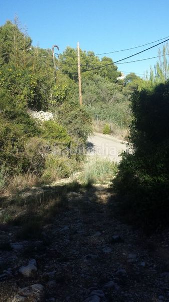 Foto 3decdb6e-c372-41bf-955a-b223b2d830f0. Terreny residencial a carrer violeta 32 a costa Cunit - els jardins - els rosers Cunit
