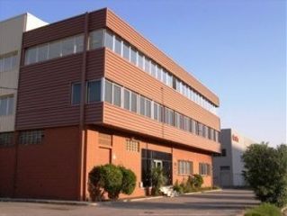 Alquiler Oficina en Avinguda sant julia, 125. Oficinas de varias medidas desde 17 m2