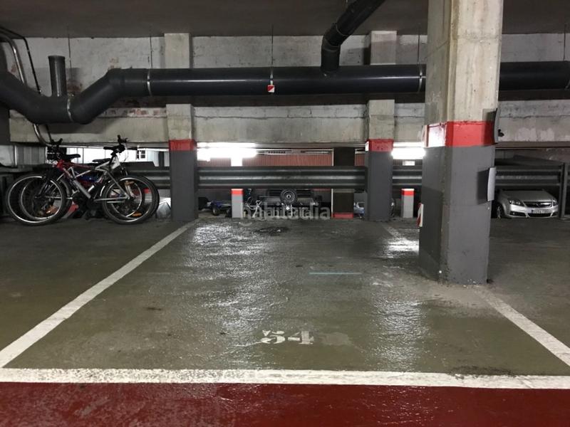 Foto b2f40df4-57bc-441a-85fb-488689806979. Parking coche en avinguda de pablo picasso 40 vendo plaza de parking junto corte ingles en Cornellà de Llobregat