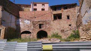 Terreny residencial a Carrer sol ponent 17. Solar centrico y edificable