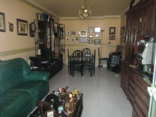 Pis a Rúa concepción arenal 13. Venta de piso  y sobre cubierta + local+trastero