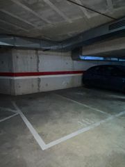 Parking coche en Carrer rafael maso, 6. Plaza de paking, situada en canet de mar
