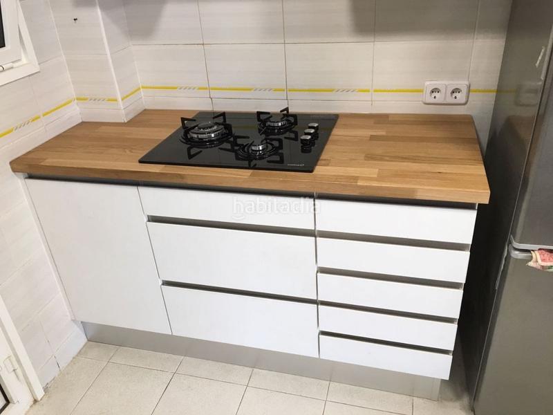 Foto 0dcb11d8-3d17-43cf-957a-b5b32f806092. Alquiler piso en carrer del puigmal 13 alquiler piso totalmente reformado en Tamariu