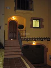 Casa adossada a Carrer breda 28. Casa reformada preparada per viure-hi tot l´any
