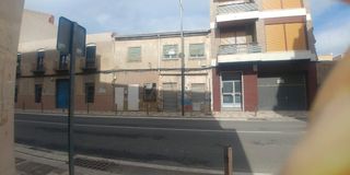 Terreno residenziale in Avenida pais valenciano, 91. Céntrico edificio/solar.