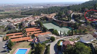 Residential Plot in Carrer de la ginesta 42. Terreno único, edificable, urbanización can vía