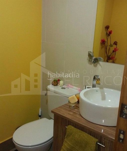 Foto 83f52690-f82d-48d7-a274-ce568453fe15. Duplex in avenida callosa segura 26 in Catral