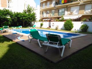 Dúplex a Carrer de la bruguera 264. Duplex  3 plant. 150 m2 ,piscina centro calella