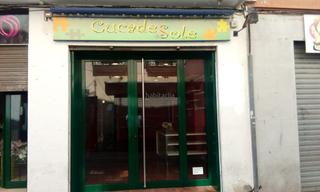 Lloguer Local Comercial a Carrer del carme 16. En el centro.
