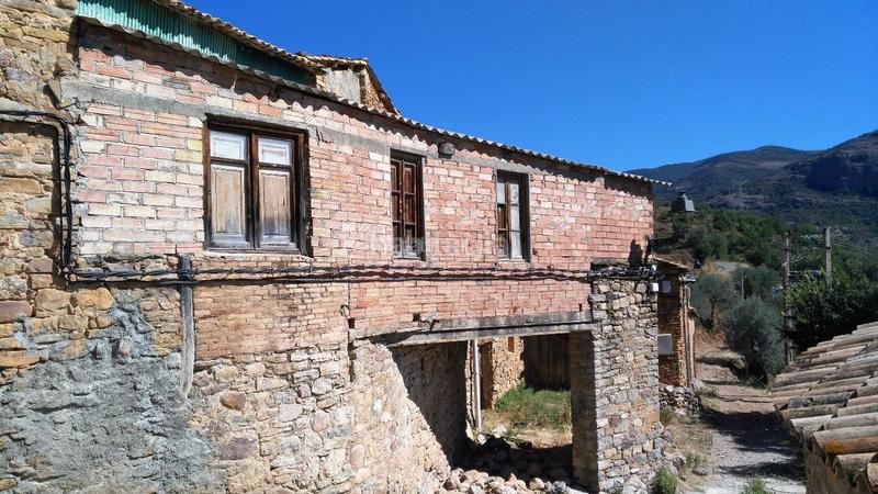 Foto 0d7e9d6a-f823-41fd-9024-ddaebdad1eb4. Terreno residenziale in c-13 15 in Pobla de Segur (La)