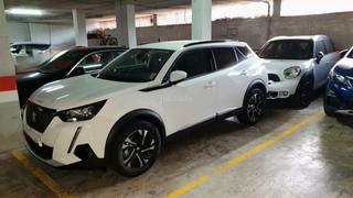 Aparcament cotxe a Avinguda d'ègara 52. Grande. 2 plazas coche grande. maniobra facil