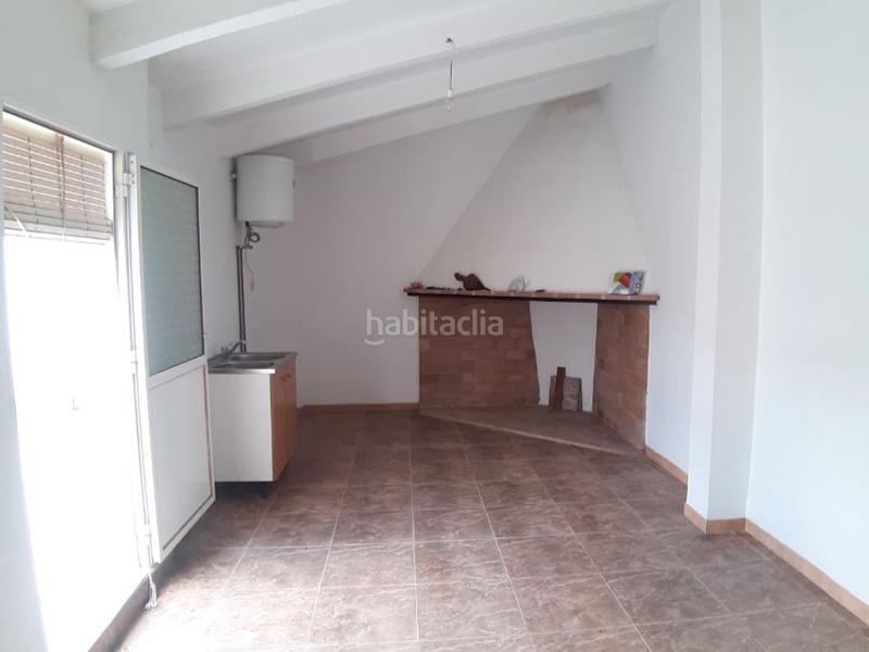 Foto b4388505-4280-4674-a86a-bdbb7c3b08d9. Casa en calle juan carlos ? 21 excelente y céntrica casa. en Santo Tomé
