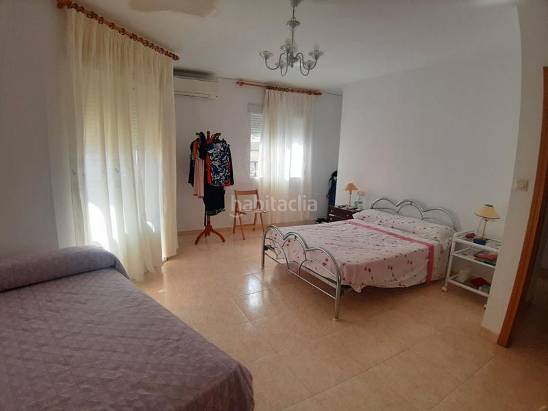Foto eeeea6fe-b9c4-4459-b847-e0863e068216. Casa en calle juan carlos ? 21 excelente y céntrica casa. en Santo Tomé