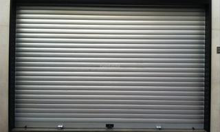 Location Local commercial à Carrer del marquès de valterra 65. Se alquila local