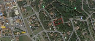 Wohngrundstück in Carrer el sui 19. Terreno edificable can derrocada c/sui 19