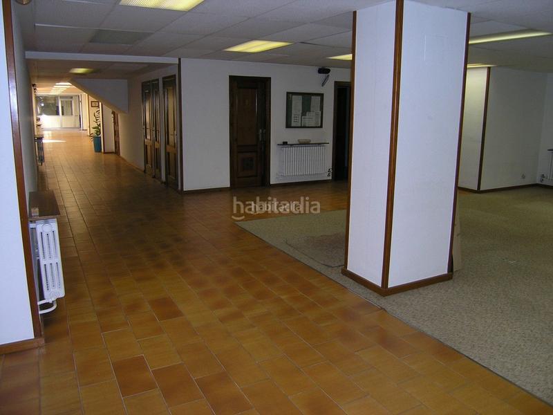 Foto 08a8f51b-1f6b-44dc-948c-1b9b02260ec2. Oficina a calle postas 32 a Ensanche Vitoria - Gasteiz