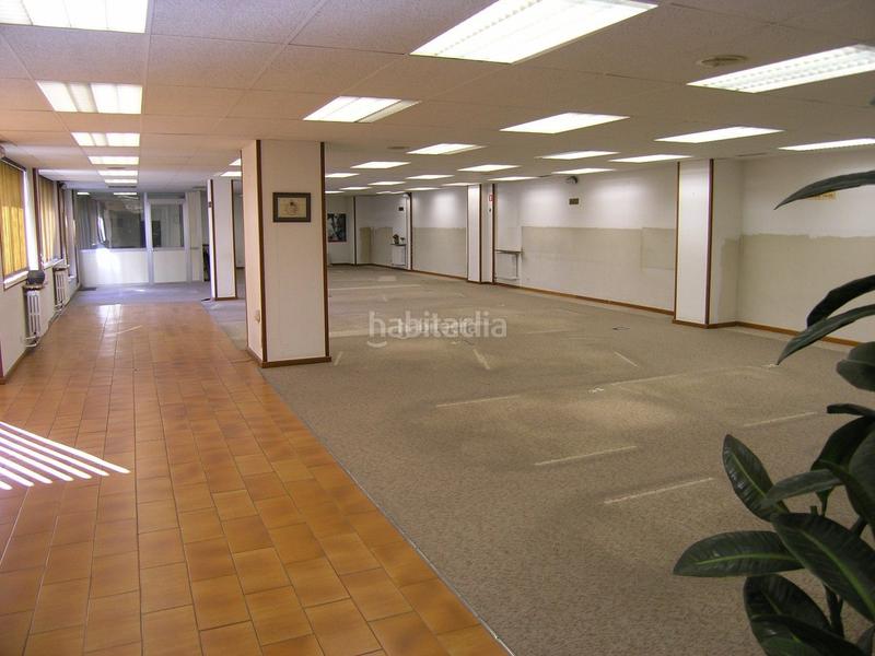 Foto 1d843506-6a97-4f47-9c5d-6762c160c3f5. Oficina a calle postas 32 a Ensanche Vitoria - Gasteiz