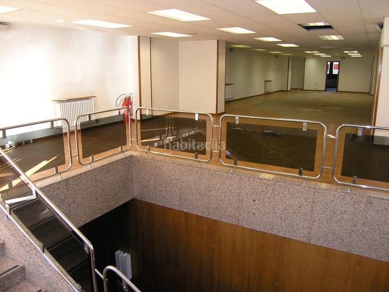 Foto cb4eb66a-e6e0-4655-a82c-565dd92f907b. Oficina a calle postas 32 a Ensanche Vitoria - Gasteiz