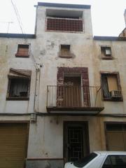 Casa a Carrer de l'enginyer jesús ramírez 29. Casa para reformar. 160 m por planta