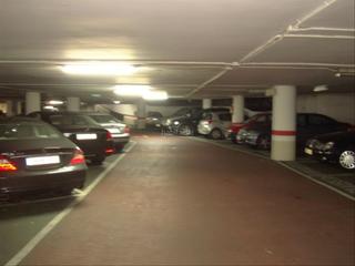Lloguer Aparcament cotxe a Praza pontevedra 13. Garaje centrico