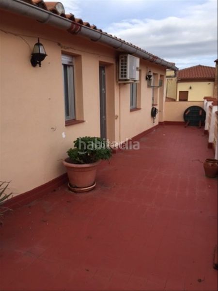 Foto eaad9726-44f7-45bf-9305-c305eb9e981a. House in avenida virgen de guadalupe 21 in Casas de Miravete