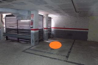 Aparcament cotxe a Carrer de la mare de déu del coll 75. Plaça de parking vallcarca-coll-bja gloria