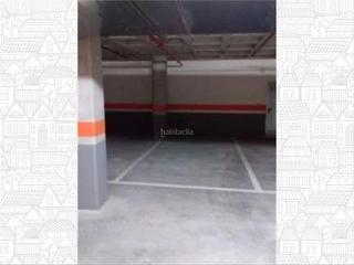 Location Parking voiture à Avinguda de les nacions 30. Alquilo o vendogaraje amplio. pau 5 playa san juan
