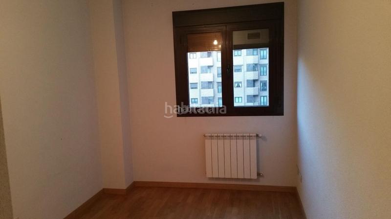 Foto a9cdb745-2fbb-4f58-a77c-792d0b558271. Lloguer pis a calle provisional el yesero 14 a Palomeras Sureste Madrid