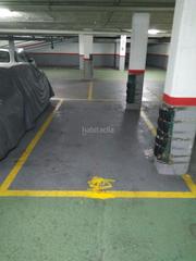 Parking voiture à Carrer montserrat 96. Parking en venta