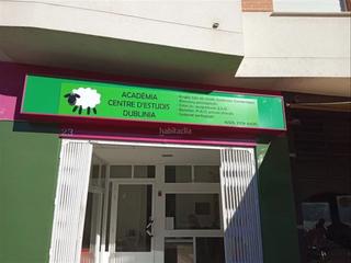 Lloguer Local Comercial a Carrer de gaietà gómez españa 74. Alquiler de local zona alquenencia