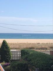 Lloguer Pis a Passeig marítim 370. Apartamento en playa de castelldefels. particular