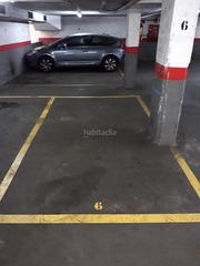 Parking coche en Carrer d'amílcar 44. Plaça de pàrquing per a cotxe petit