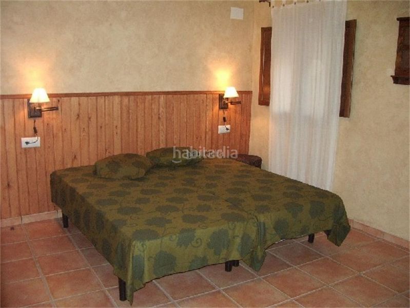 Foto e24dffae-a674-4258-996b-7199dd85ddbf. Casa adosada en carrer de l'hospital 1 / carrer l en Vilabella