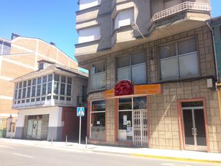Location Local commercial à Avenida galicia 24. Para  negocio en cacabelos