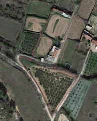 Rural plot in Carrer major 18. Terreno rústico con casa 120m2
