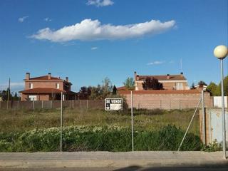 Terreny residencial a Carrer del chardonay 3. Parcel.la urbana raïmat