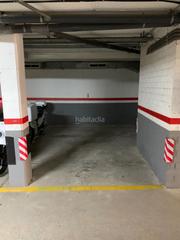 Lloguer Aparcament cotxe a Carrer de llaceres 17. Parking delante esade