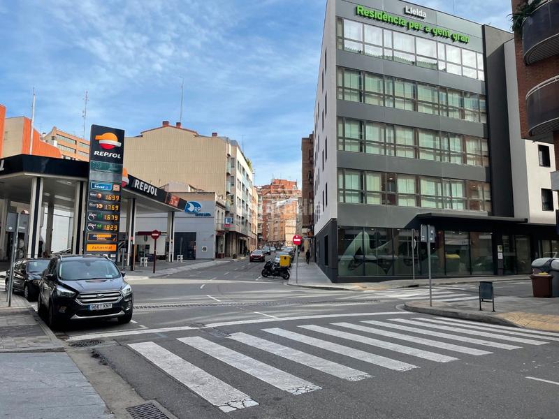 Foto e4505d92-b1a3-496e-a4e1-d206a0401d53. Oficina a carrer acadèmia 22 a Instituts-Universitat Lleida