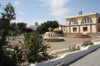 Casa a Paraje el montecillo 2. Gran casa de playa legal con apartamento