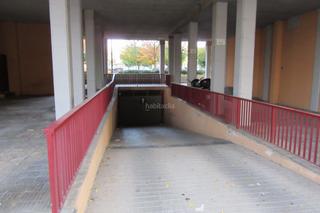 Location Parking voiture à Carrer bonaventura puig i perucho 14. Plaça de parking en lloguer cotxe petit
