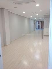 Lloguer Local Comercial a Carrer sant roc 46. Local en pleno centro listo para entrar