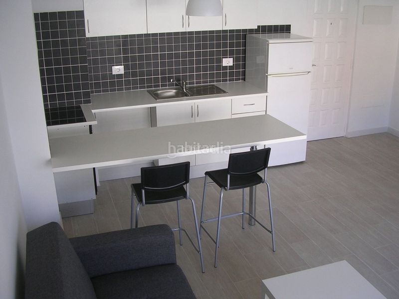 Foto fa5e765d-2d91-468d-a3d3-9d1696f71650. Alquiler piso en calle las arenitas 1 apartamento en caletillas con terraza y vistas mar en Candelaria