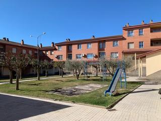 Appartement à Calle santo domingo 25. Piso amplio y soleado