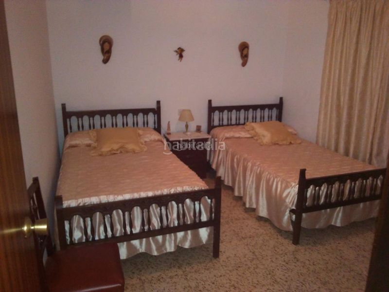 Foto 7cc36a0a-4b59-4a0a-a2fe-589537749b2a. Semi detached house in calle juan carlos i 49 in Zona de la Vega Antequera