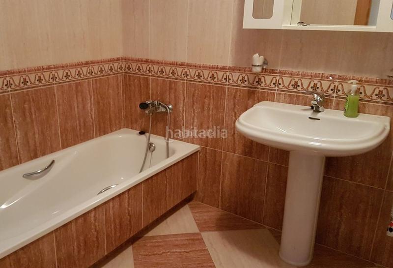 Foto 00c34eff-7901-434f-a4b8-c035122d9881. Piso en plaza mayor 12 buena inversión en Huéscar