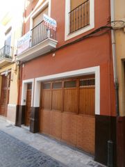 Semi detached house in Corretgeria, 57. Preciosa casa en centro histórico de xàtiva